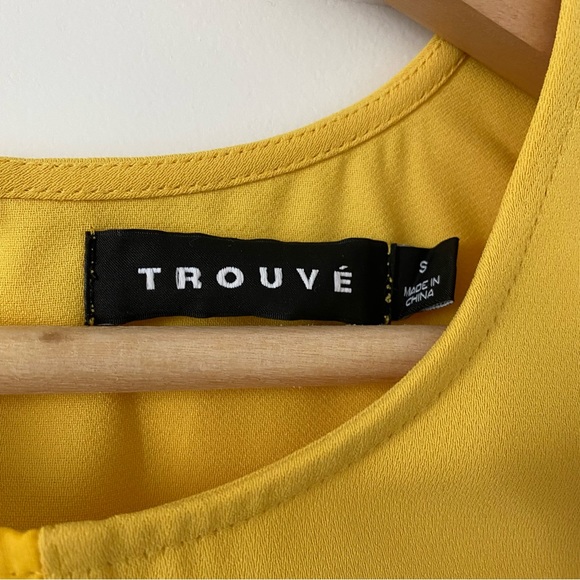 Trouvé Sleeveless Blouse - Picture 2 of 4